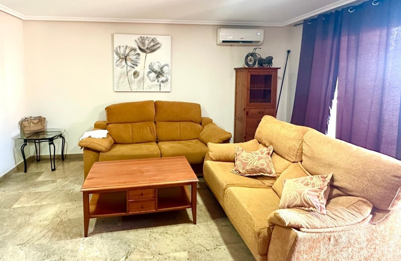Revente - Appartement -
Torrevieja