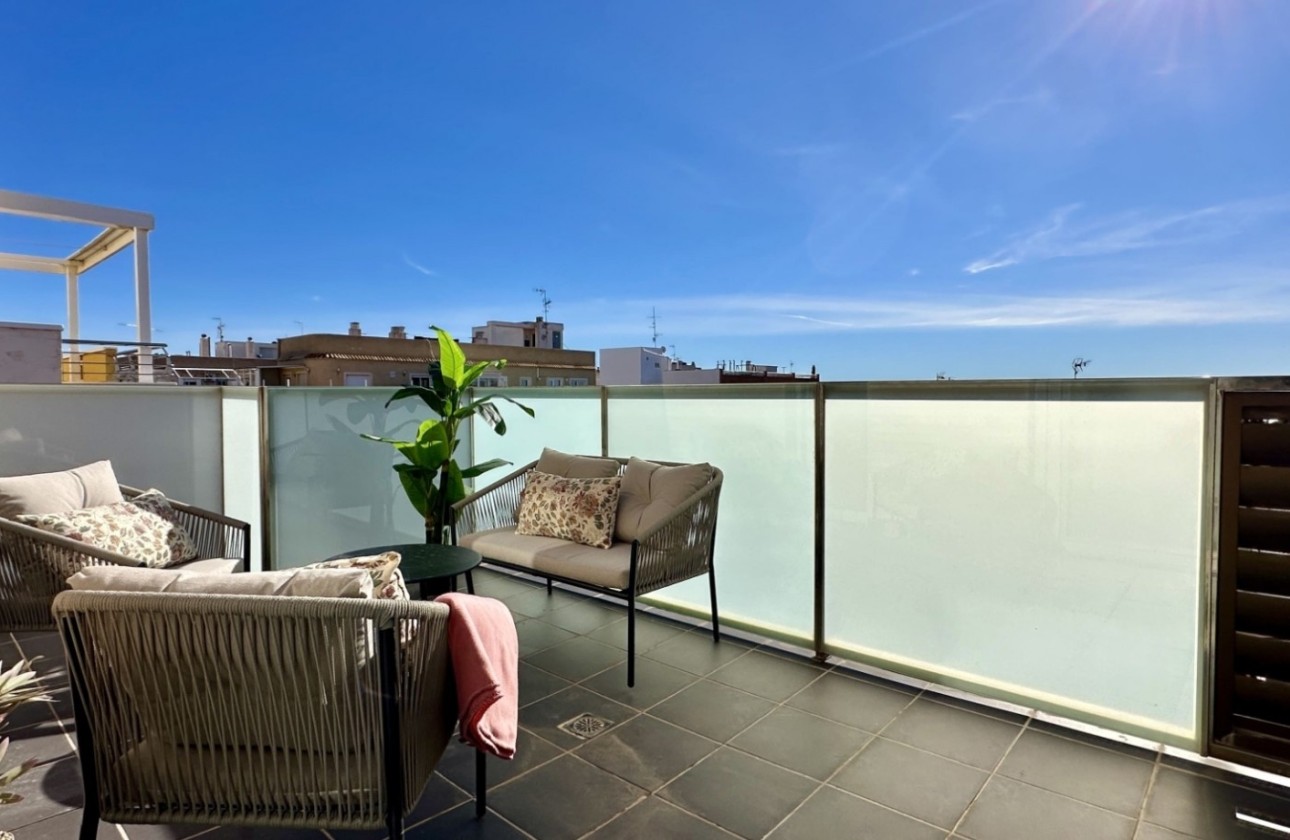 Revente - Appartement -
Torrevieja