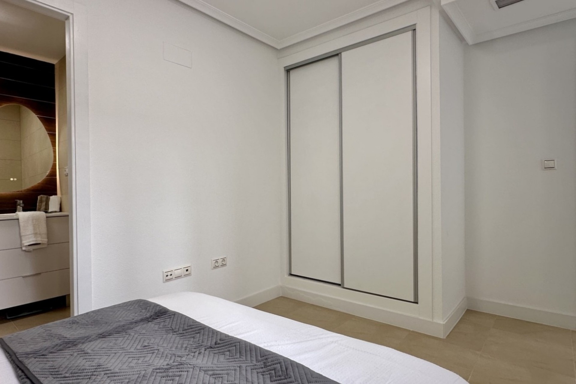 Revente - Appartement -
Torrevieja