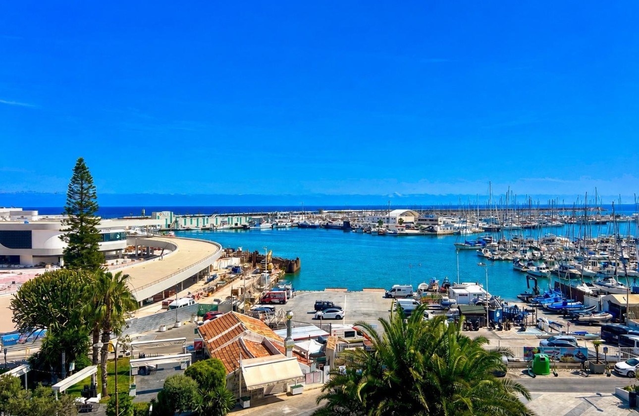 Revente - Appartement -
Torrevieja