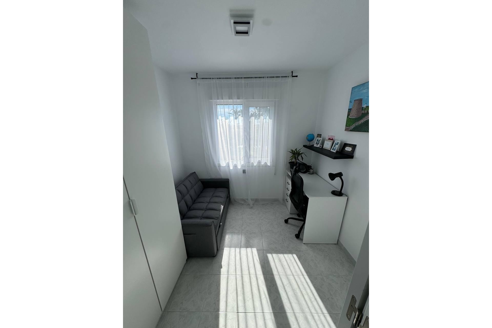 Revente - Appartement -
Torrevieja