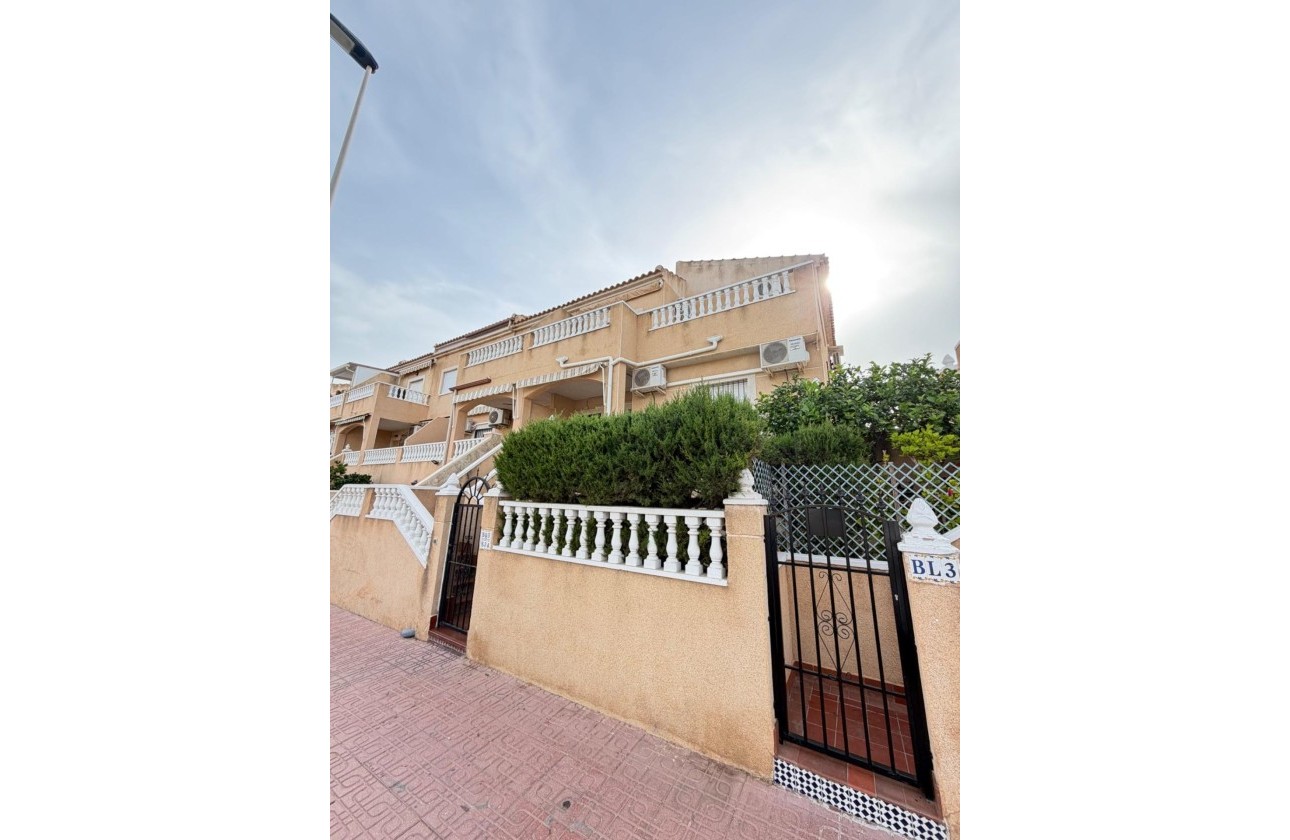 Revente - Appartement -
Torrevieja
