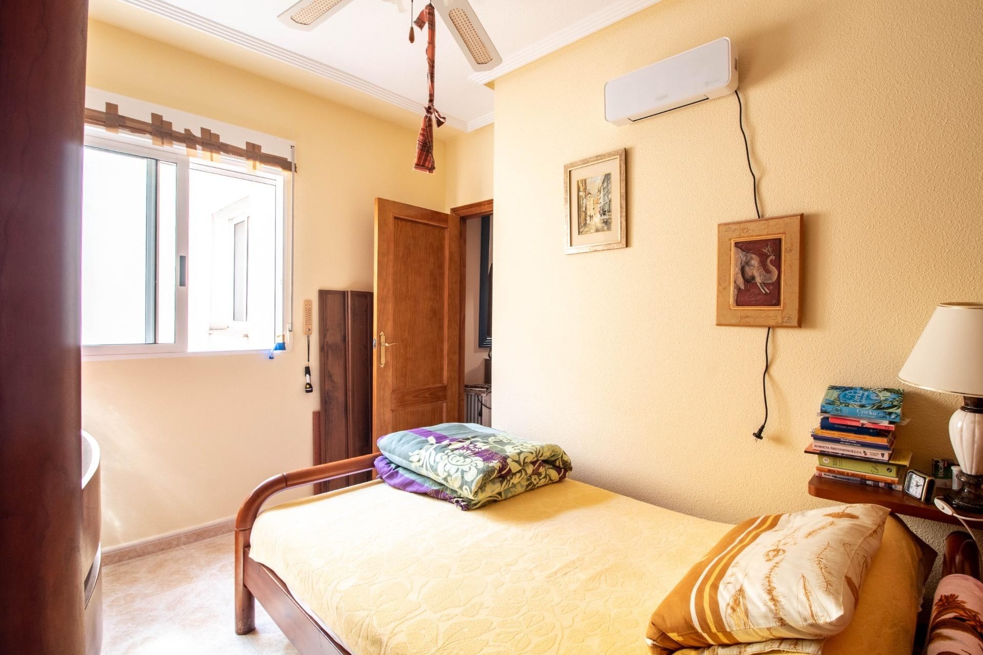 Revente - Appartement -
Torrevieja