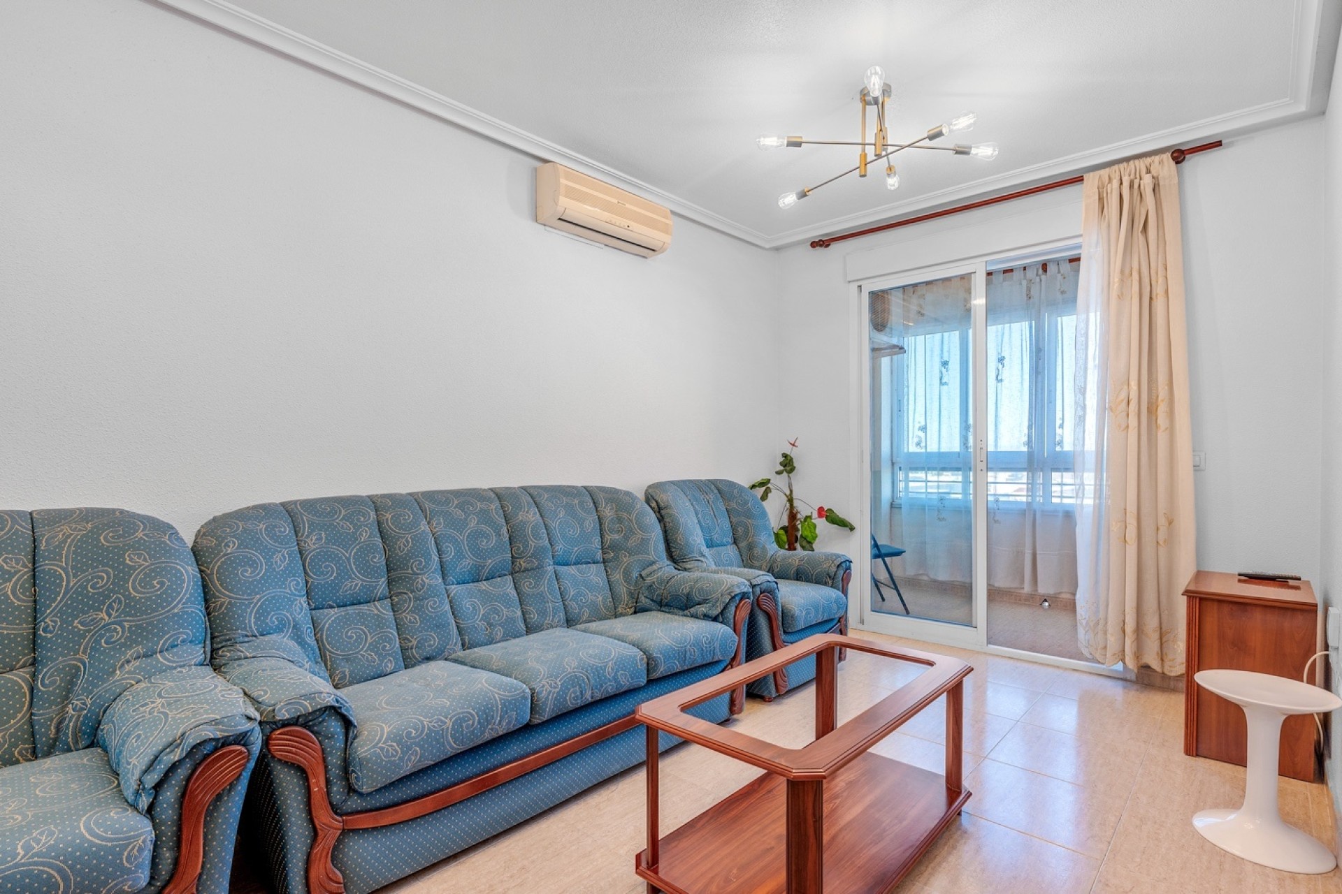 Revente - Appartement -
Torrevieja
