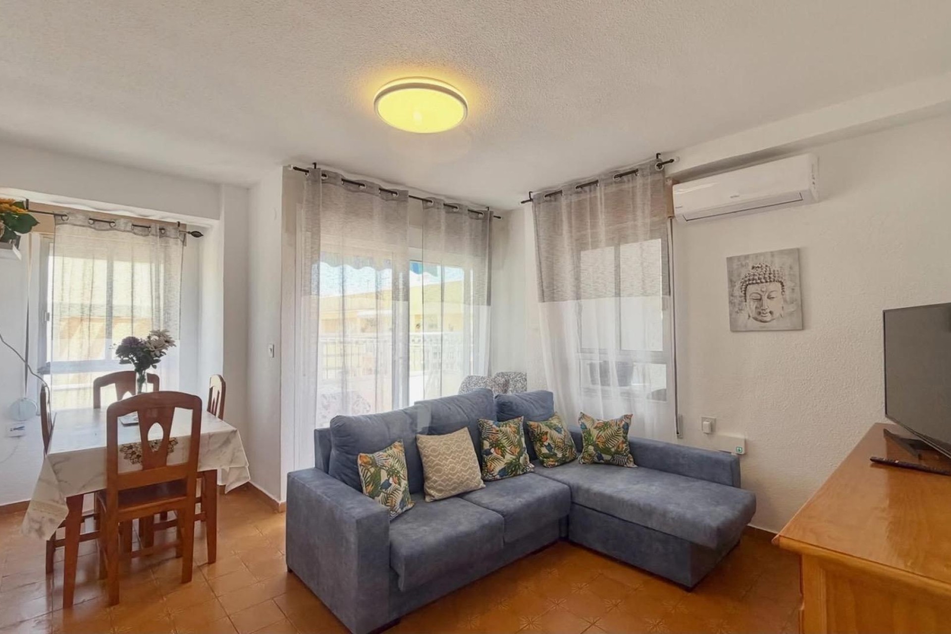 Revente - Appartement -
Torrevieja