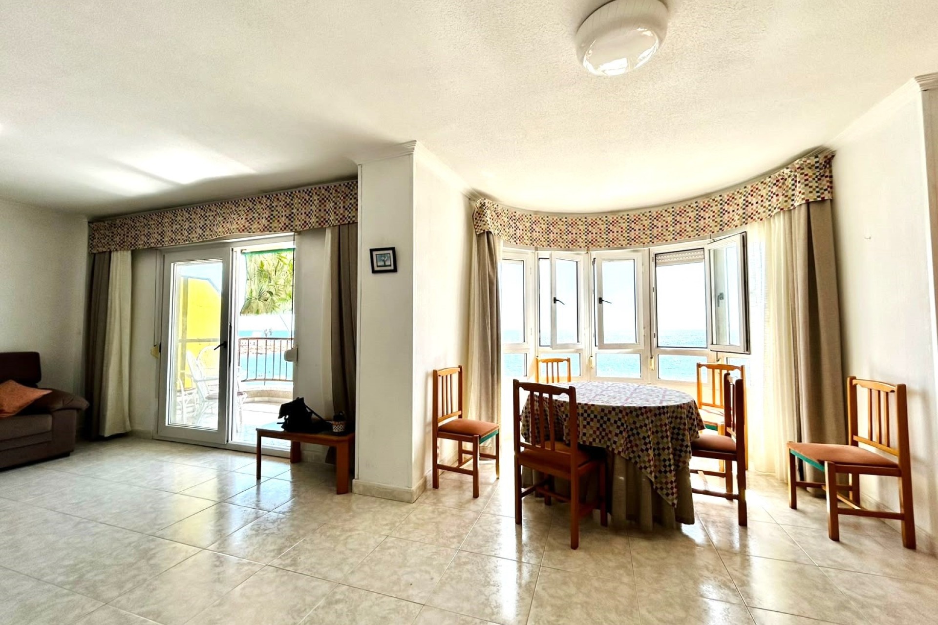 Revente - Appartement -
Torrevieja