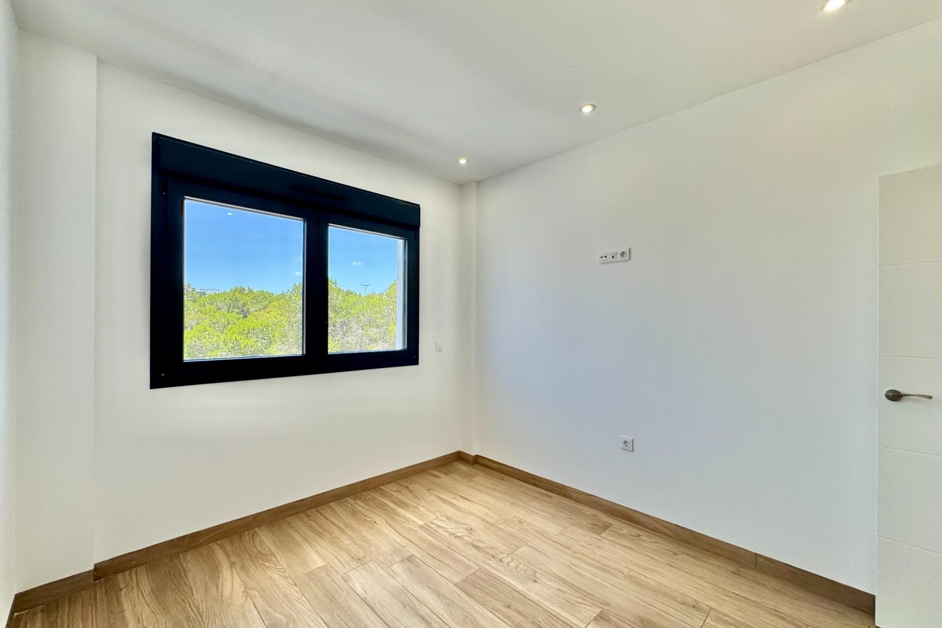 Revente - Appartement -
Torrevieja
