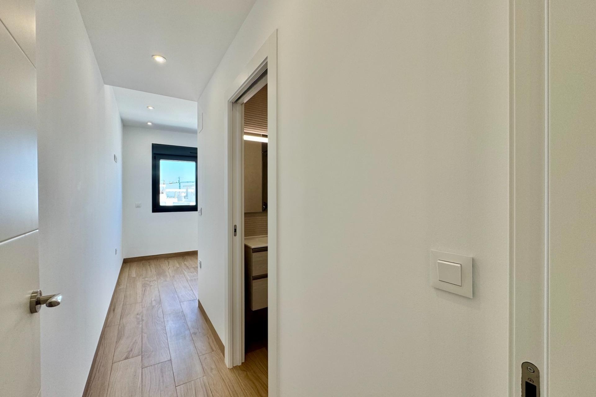 Revente - Appartement -
Torrevieja