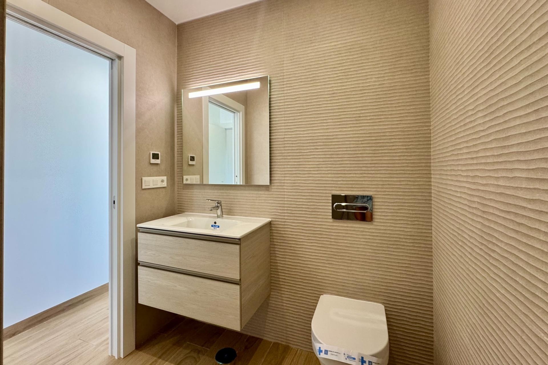 Revente - Appartement -
Torrevieja