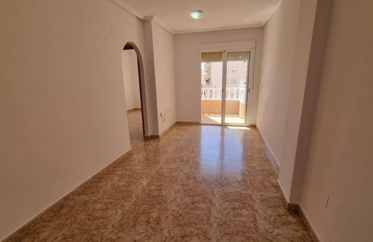 Revente - Appartement -
Torrevieja