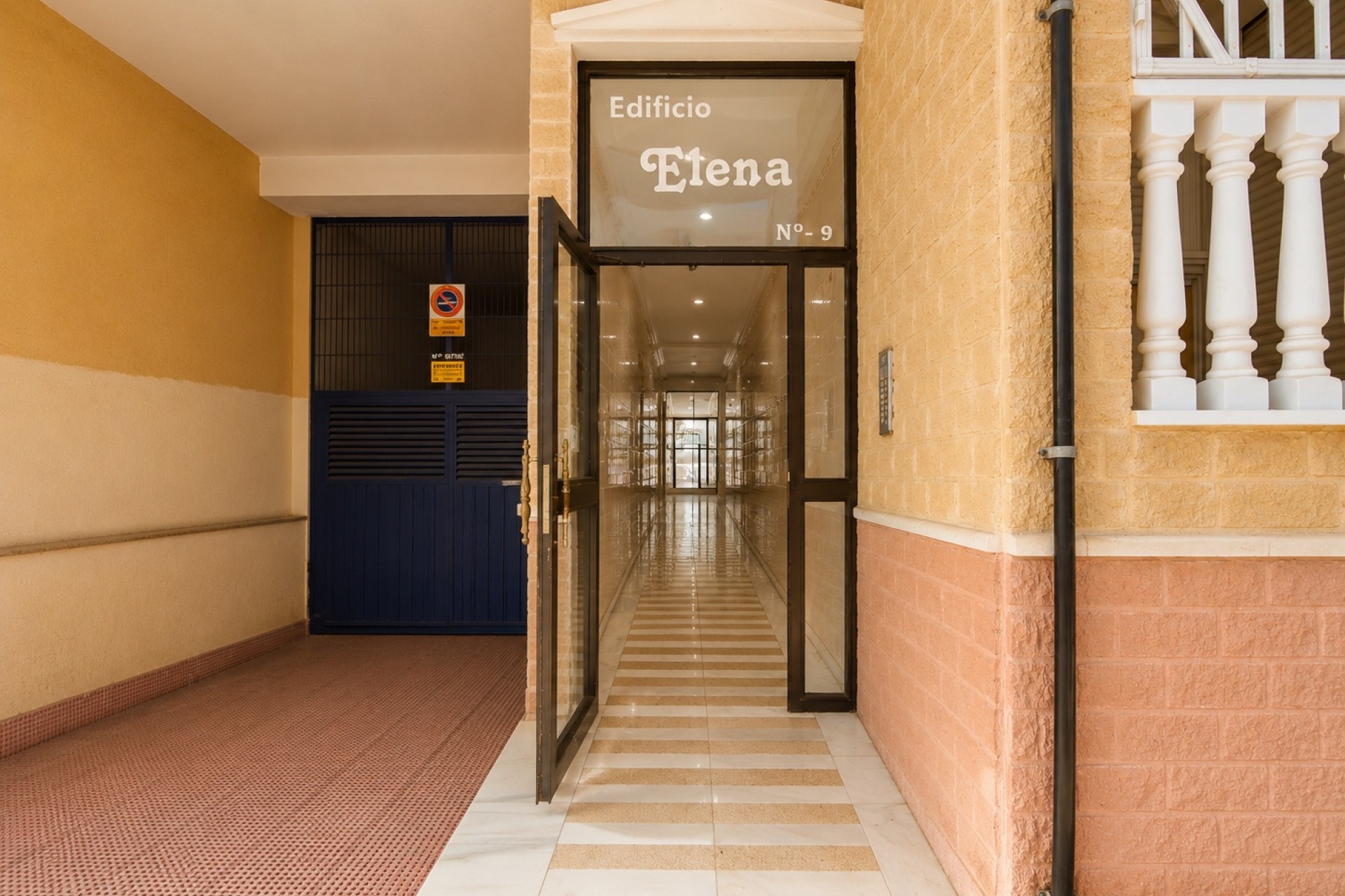 Revente - Appartement -
Torrevieja