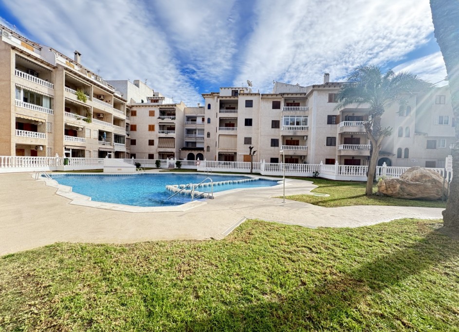 Revente - Appartement -
Torrevieja