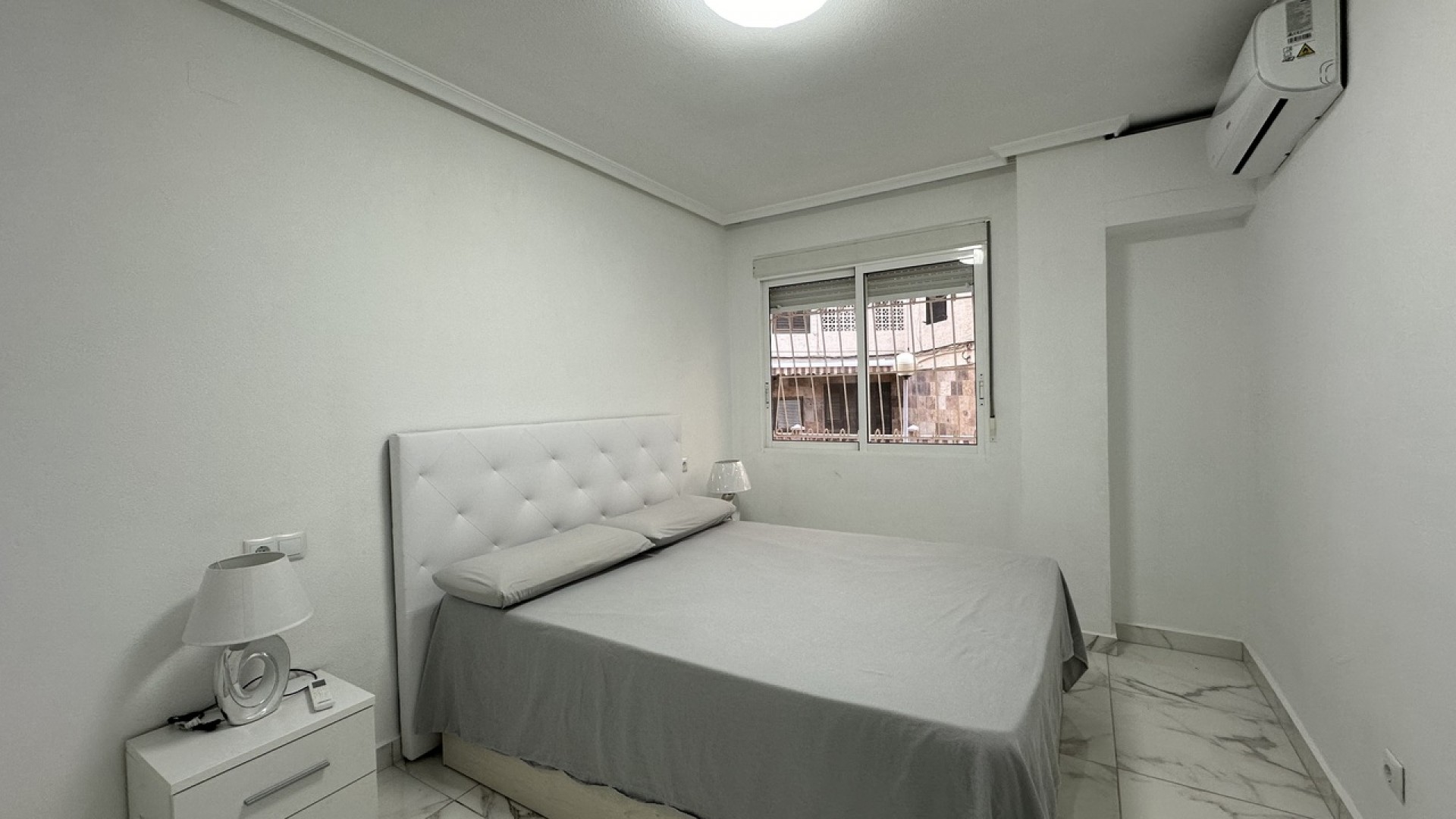 Revente - Appartement -
Torrevieja