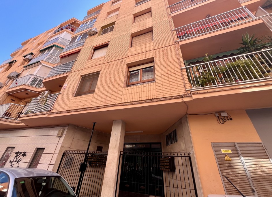 Revente - Appartement -
Torrevieja