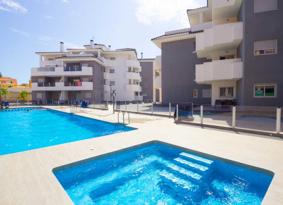 Revente - Appartement -
Villamartín - Villamartin