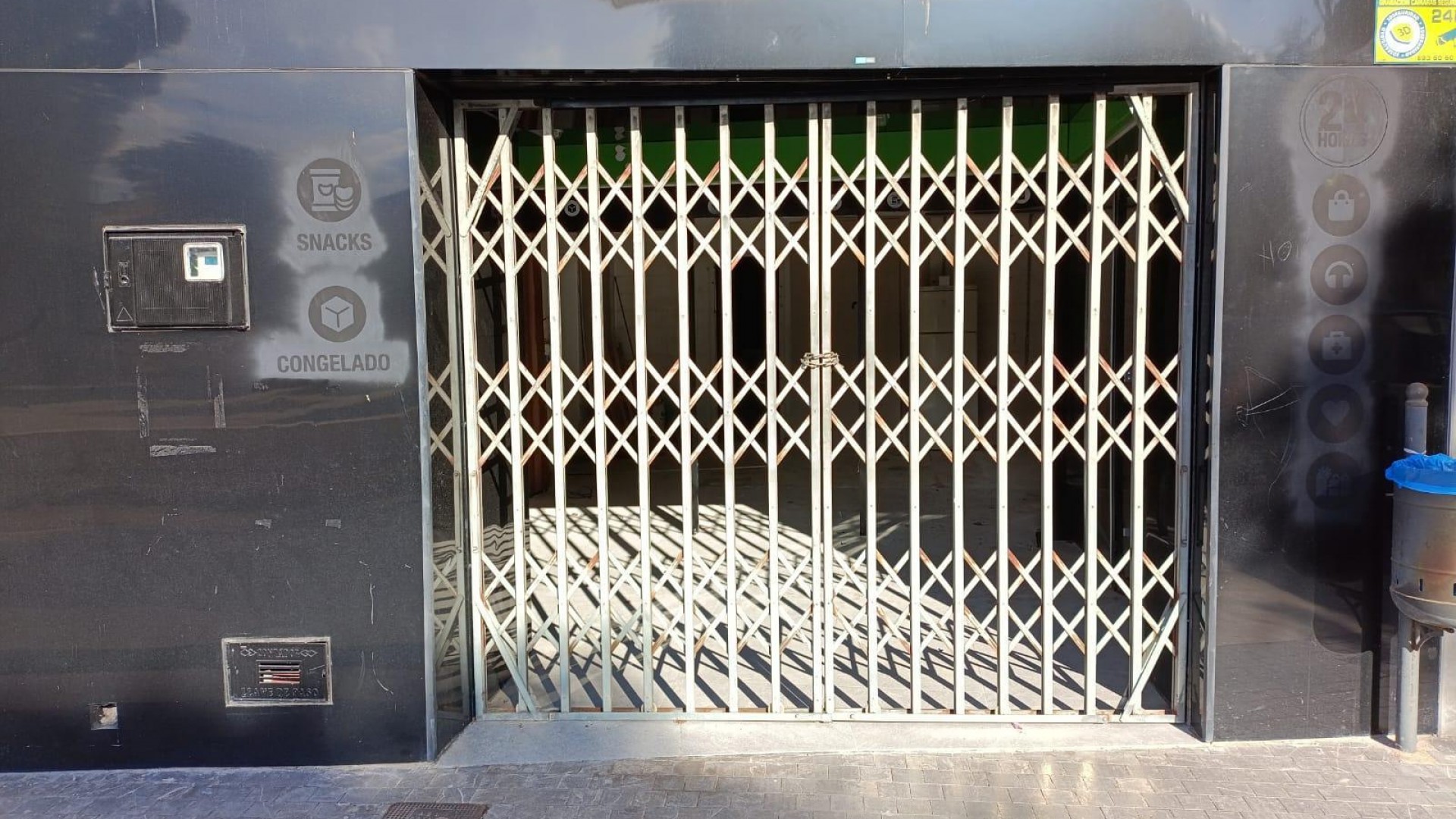 Revente - Commercial -
Benferri - PLAZA DE LA CONSTITUCION