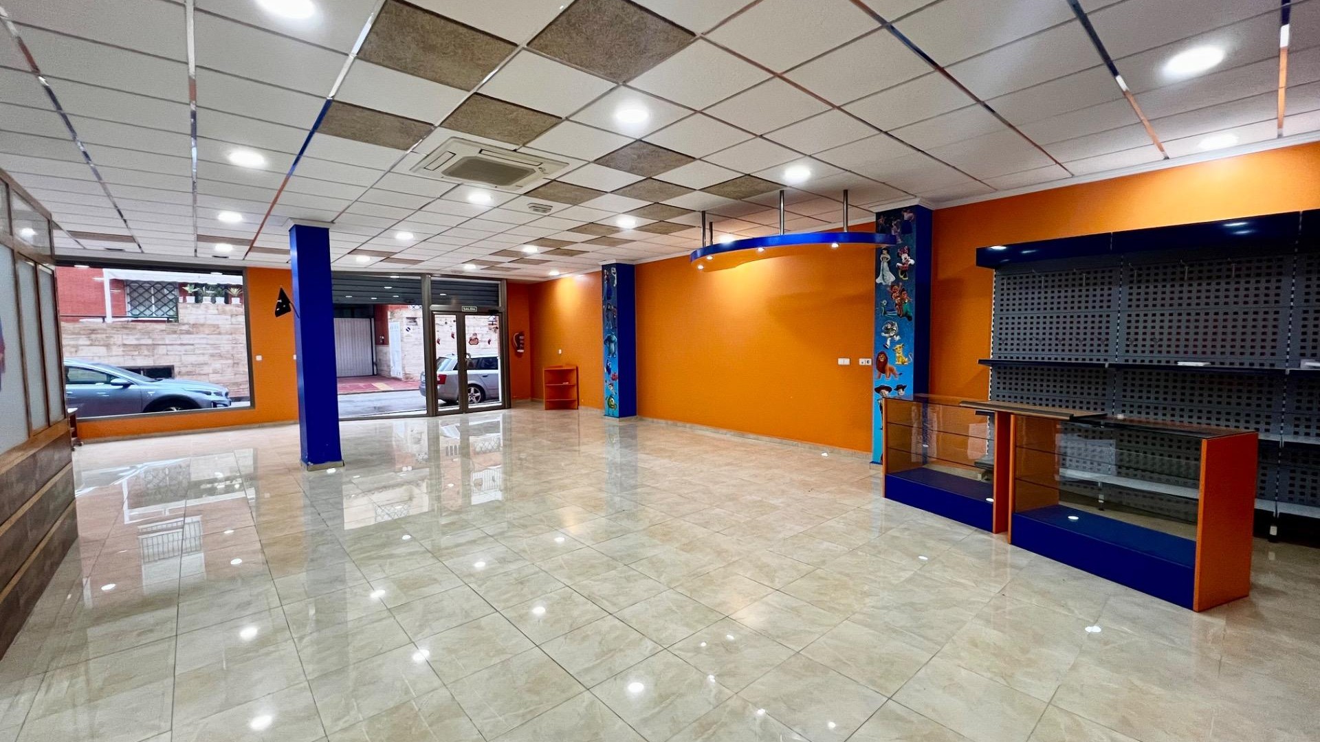 Revente - Commercial -
Beniel