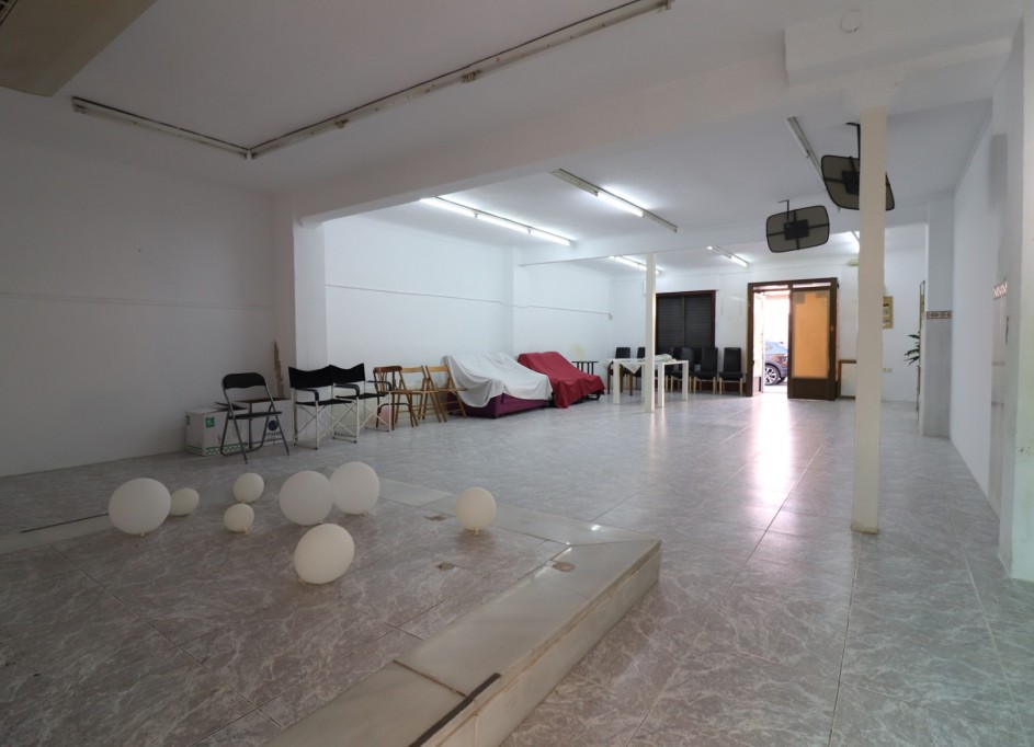 Revente - Commercial -
Benijofar - Benijofar - Village