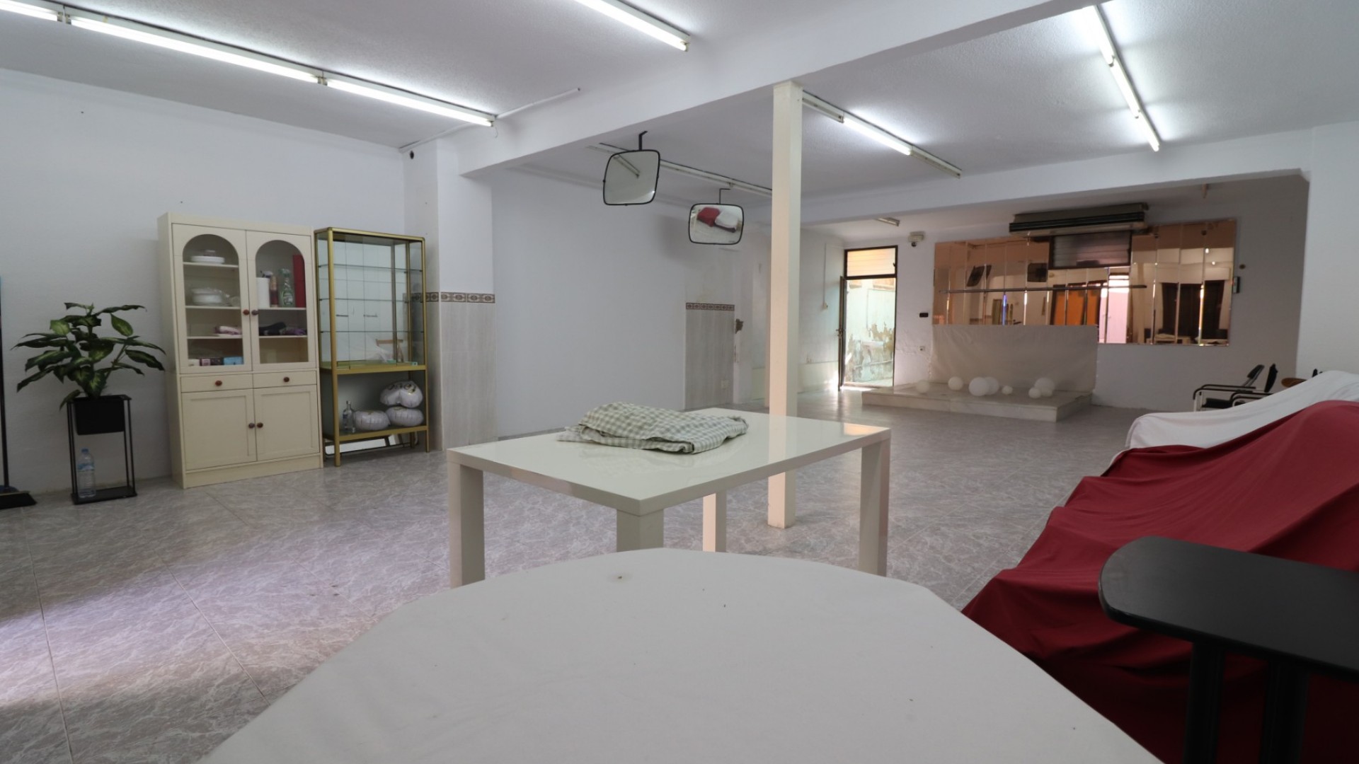 Revente - Commercial -
Benijofar - Benijofar - Village