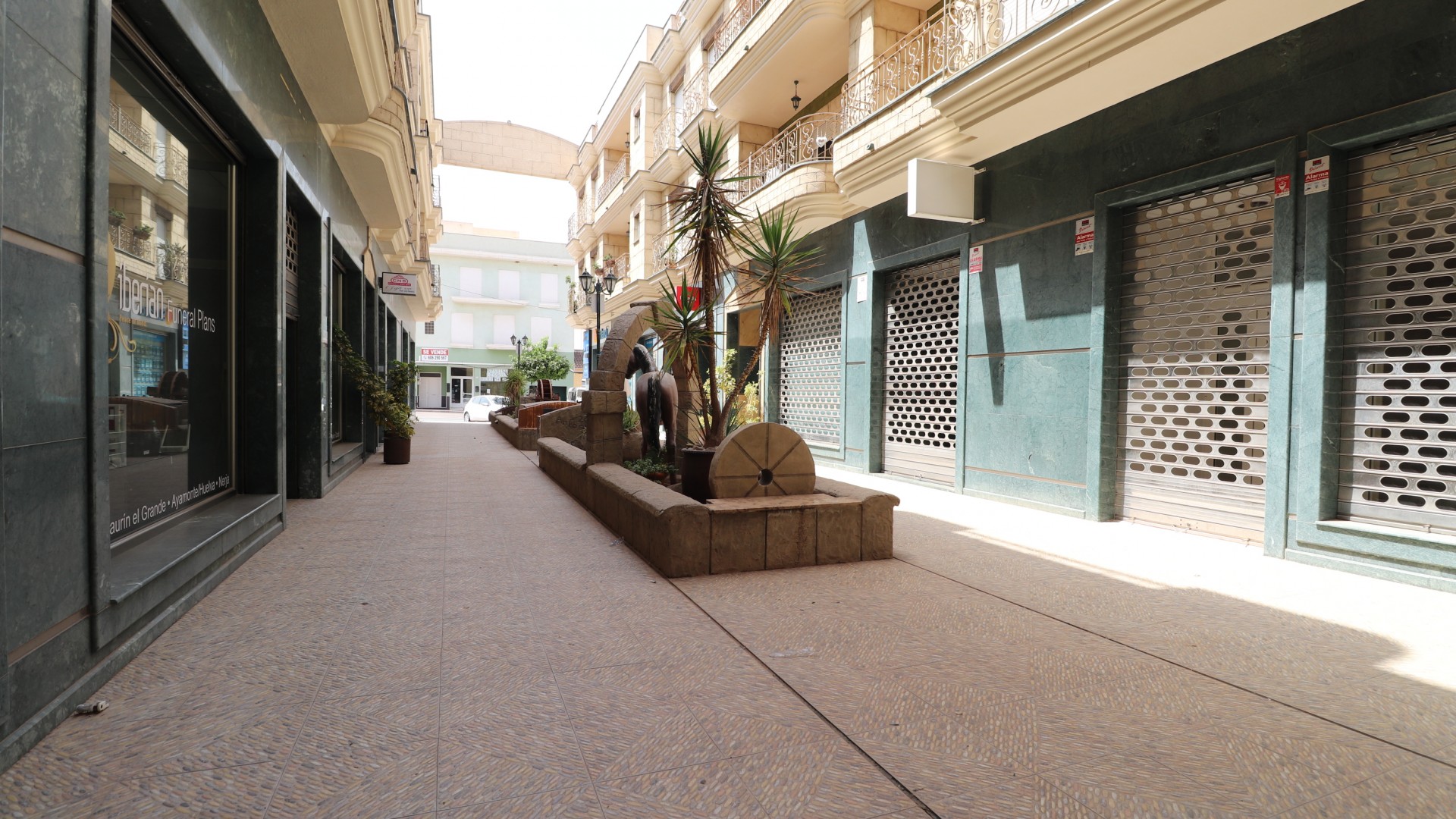 Revente - Commercial -
Benijofar - Benijofar - Village