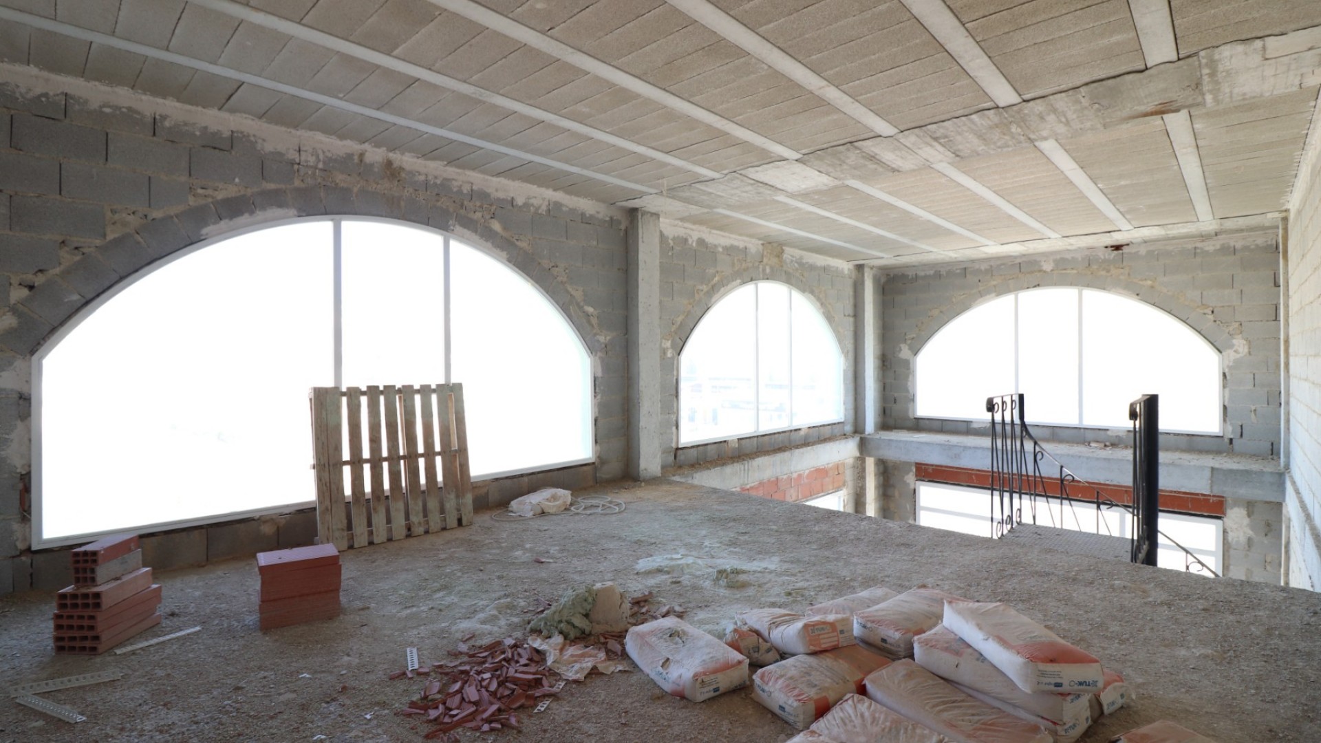 Revente - Commercial -
Benimar - Benimar II