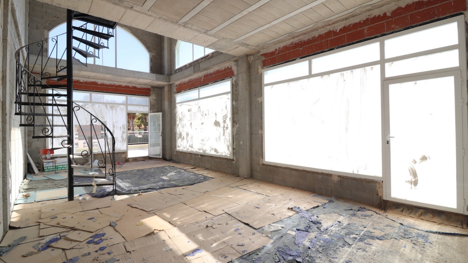 Revente - Commercial -
Benimar - Benimar II