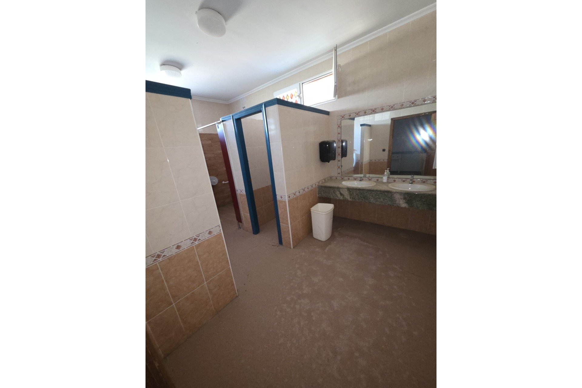 Revente - Commercial -
Callosa de Segura