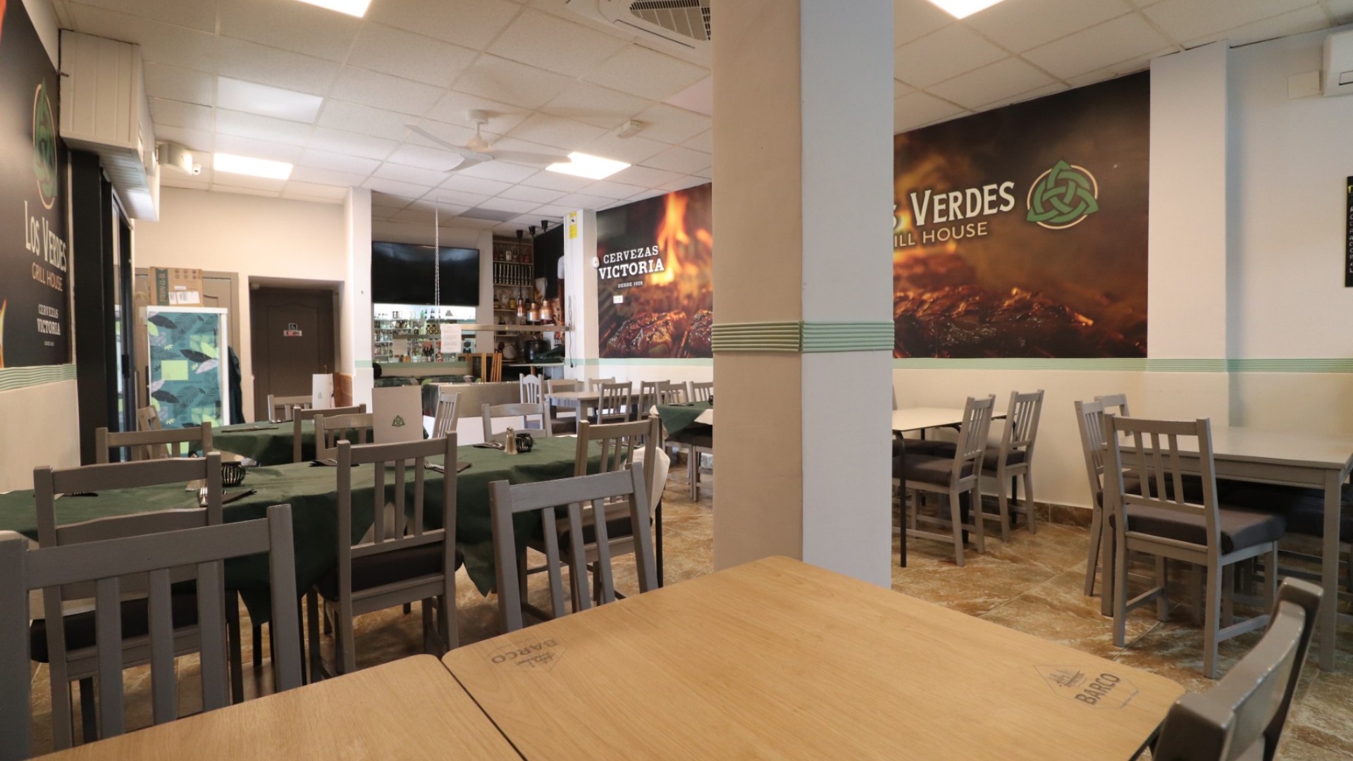 Revente - Commercial -
Catral - Catral - Town