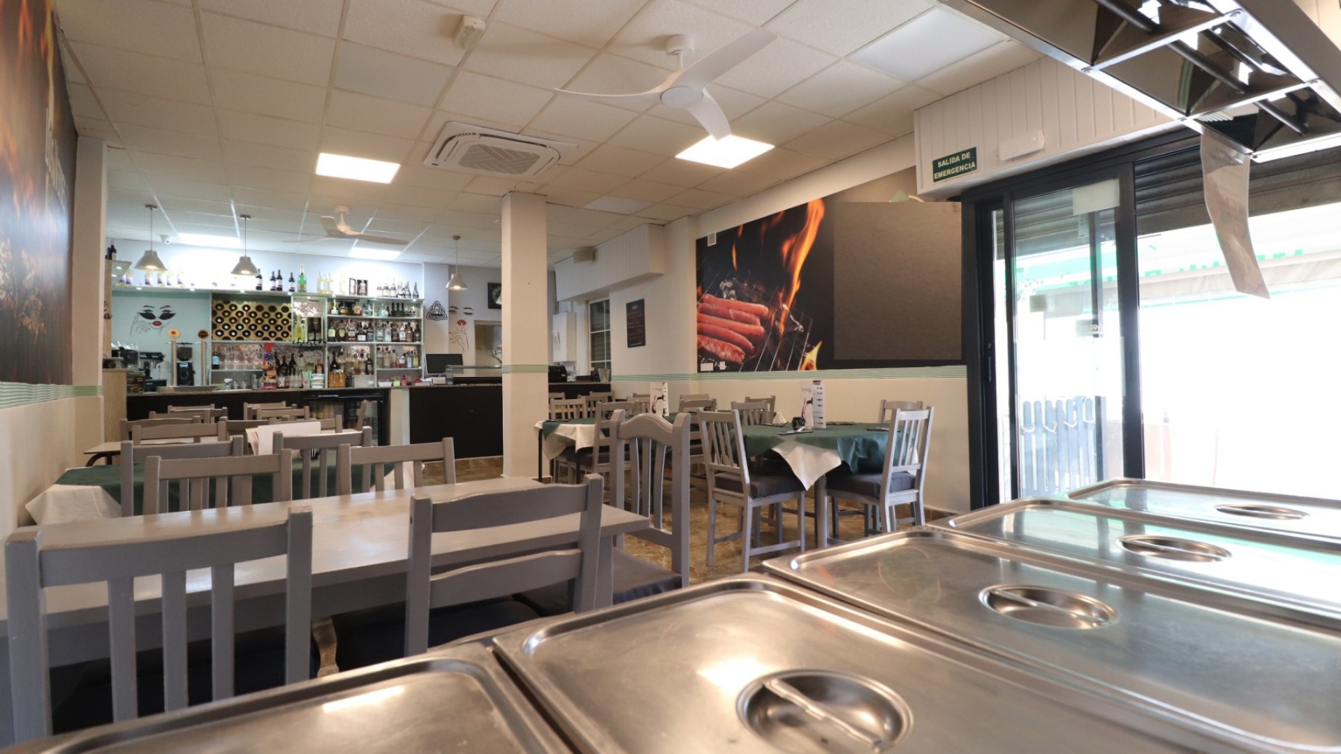 Revente - Commercial -
Catral - Catral - Town