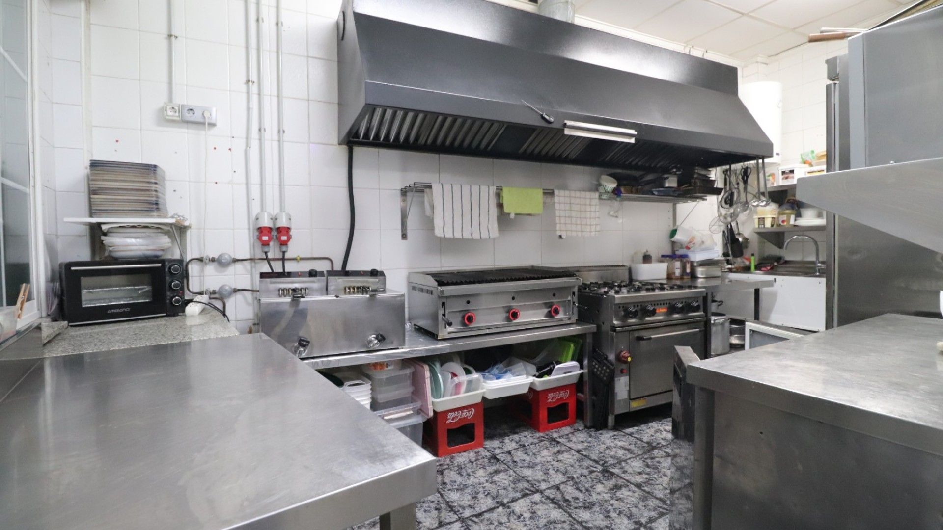 Revente - Commercial -
Catral - Catral - Town