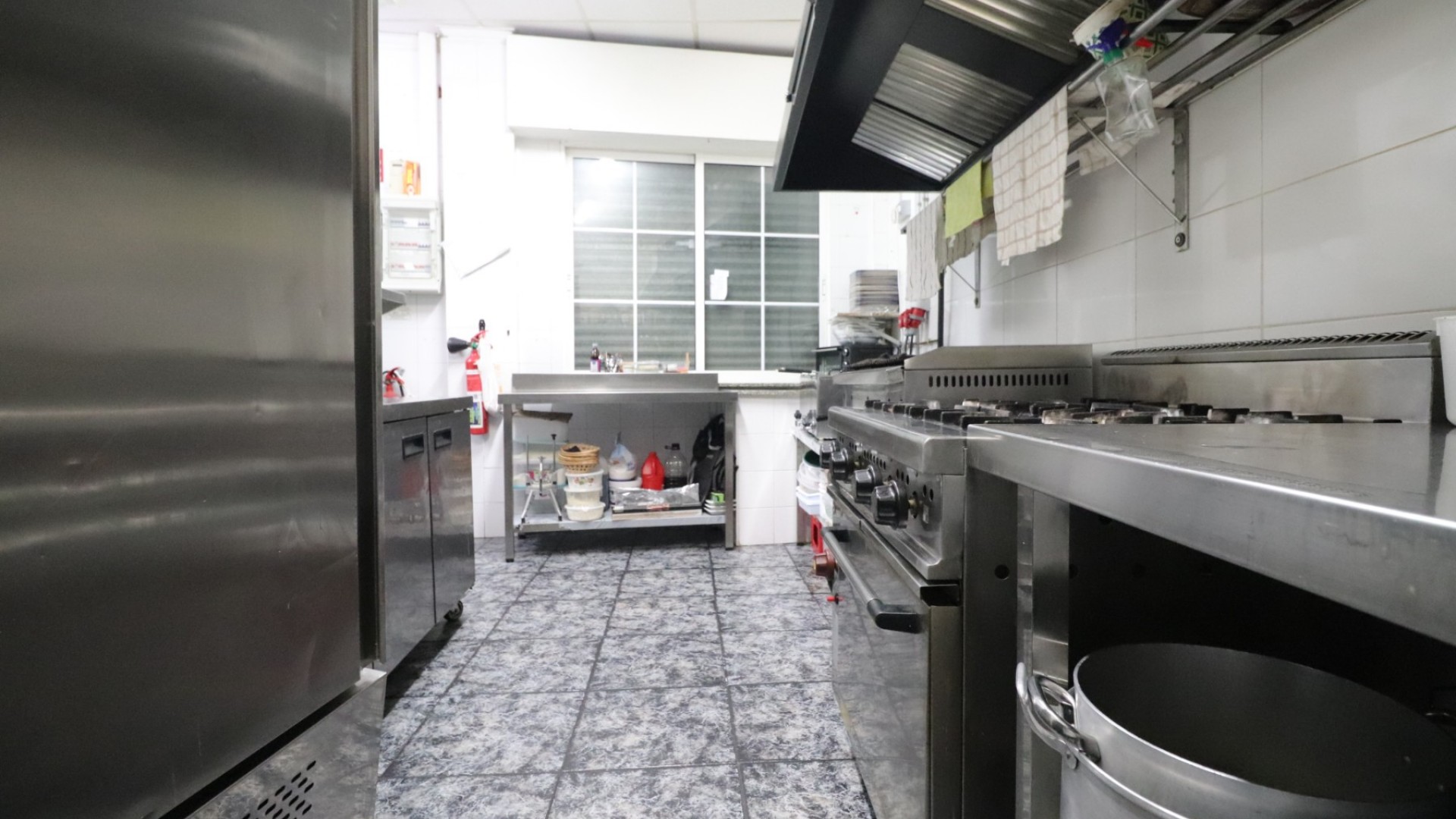 Revente - Commercial -
Catral - Catral - Town