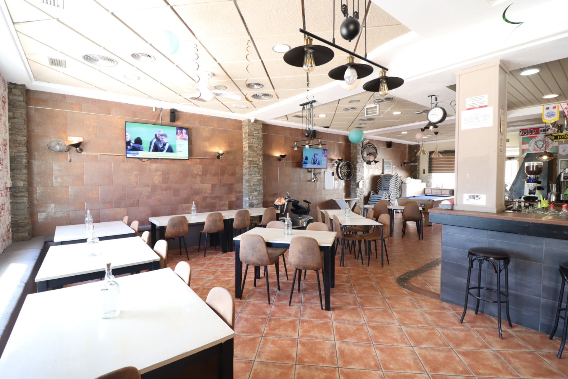 Revente - Commercial -
Formentera del Segura - Formentera - Village