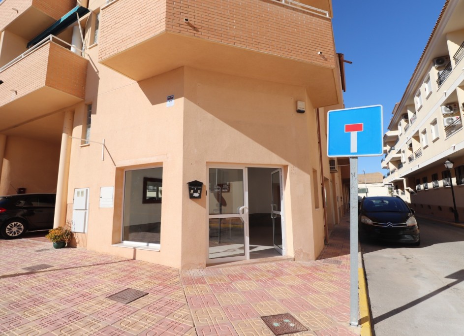 Revente - Commercial -
Jacarilla - Jacarilla - Town