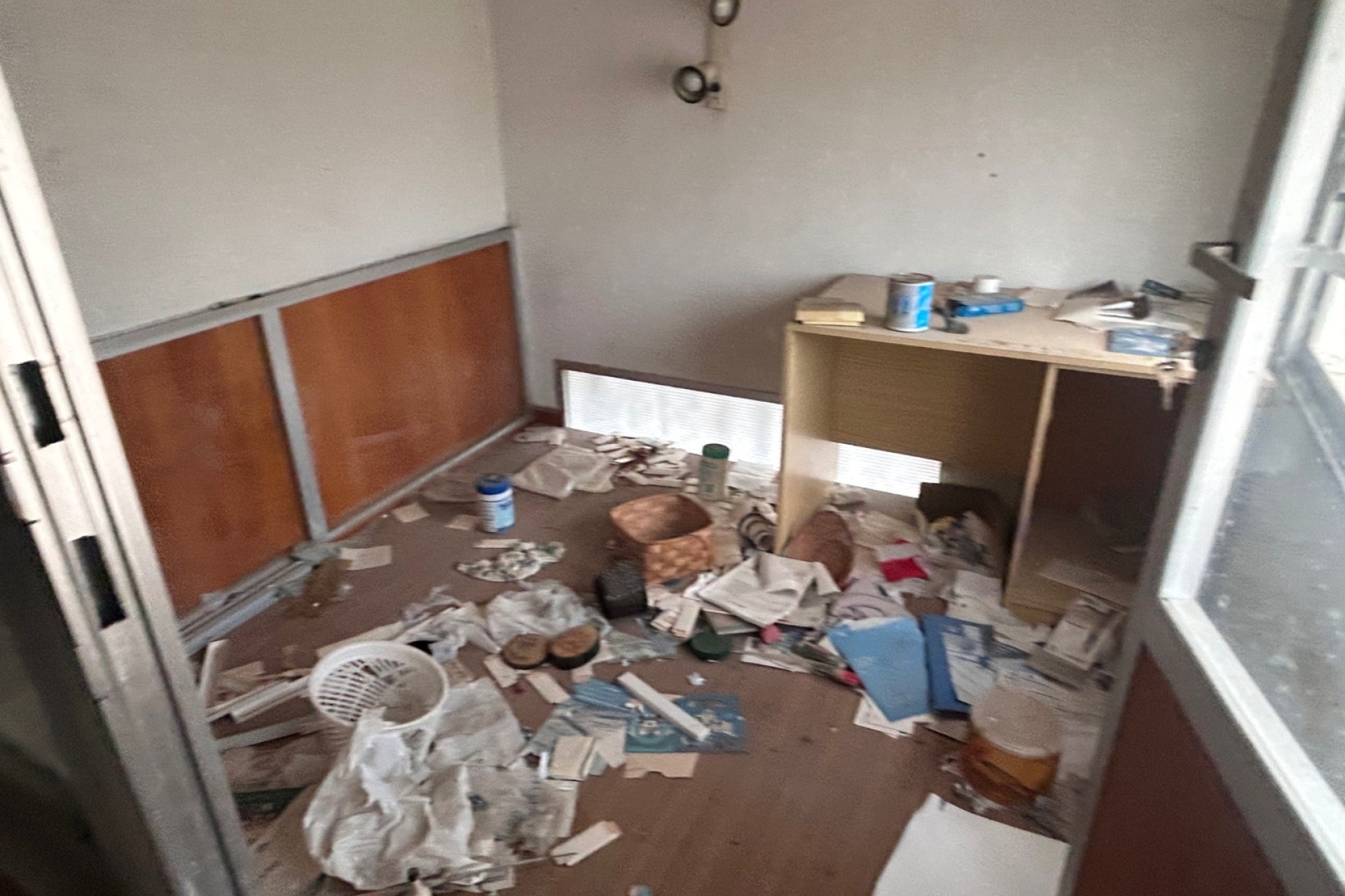 Revente - Commercial -
Jacarilla