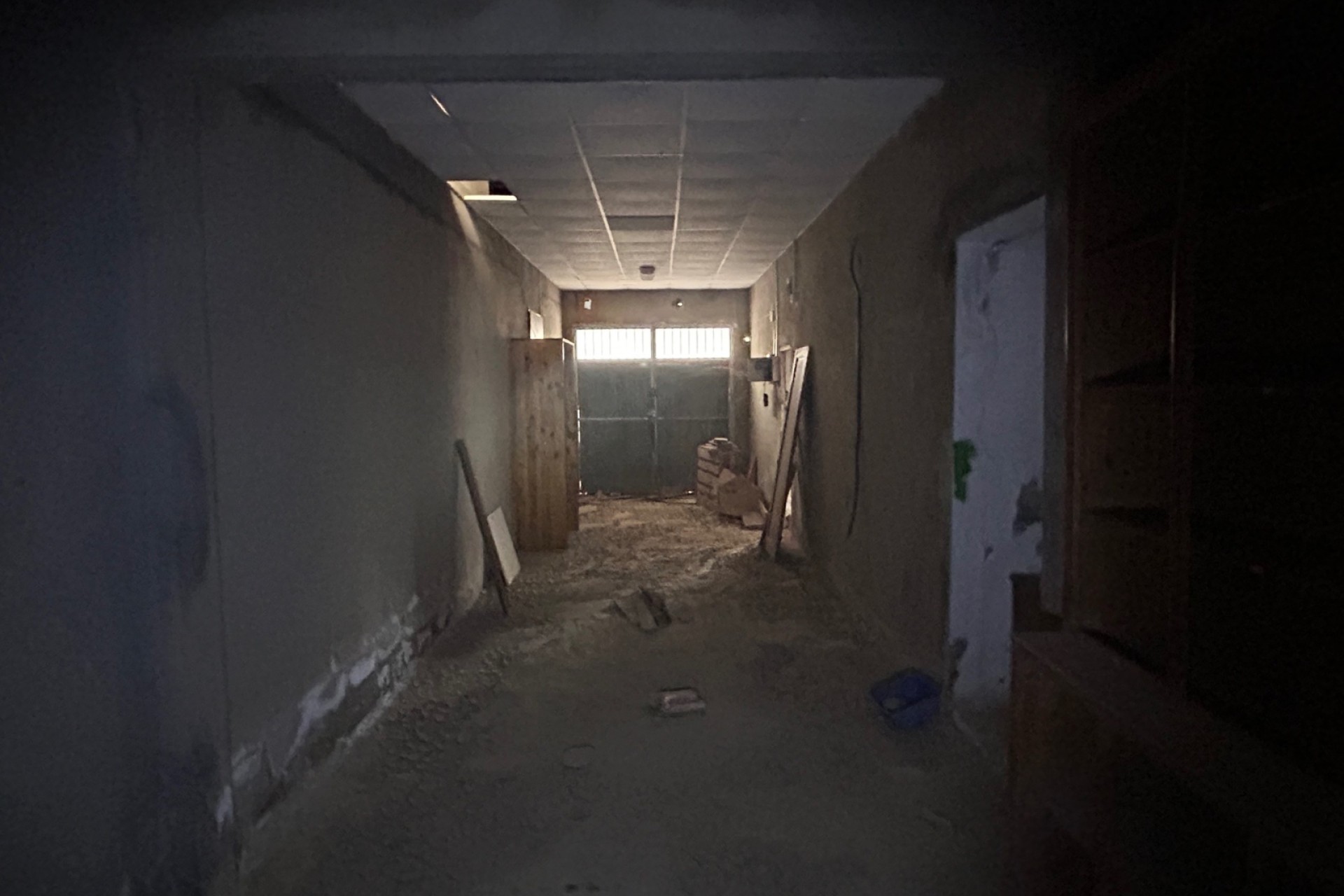 Revente - Commercial -
Jacarilla