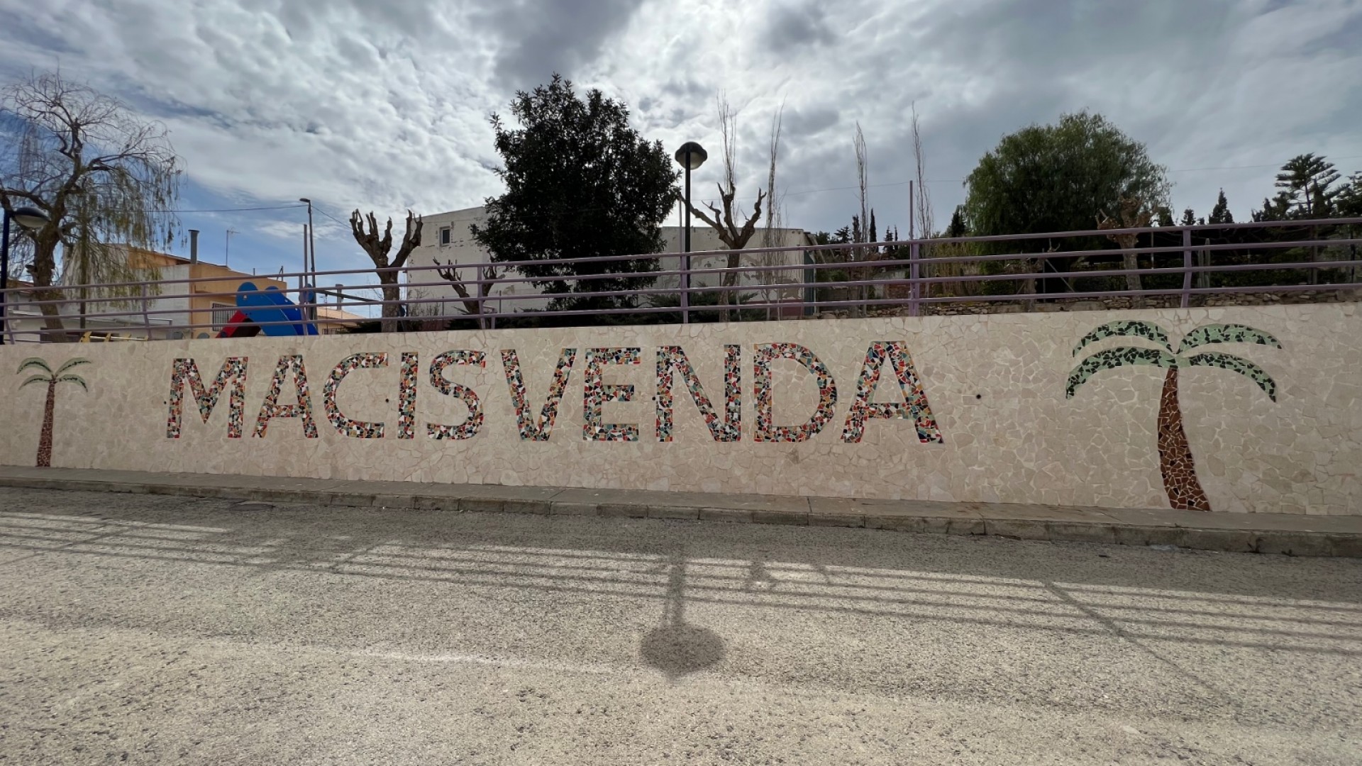 Revente - Commercial -
Macisvenda