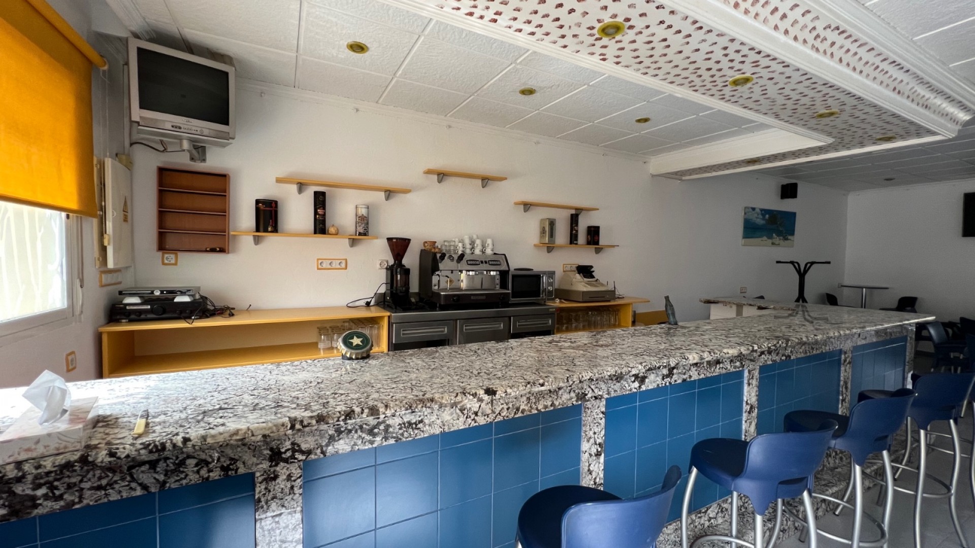 Revente - Commercial -
Macisvenda