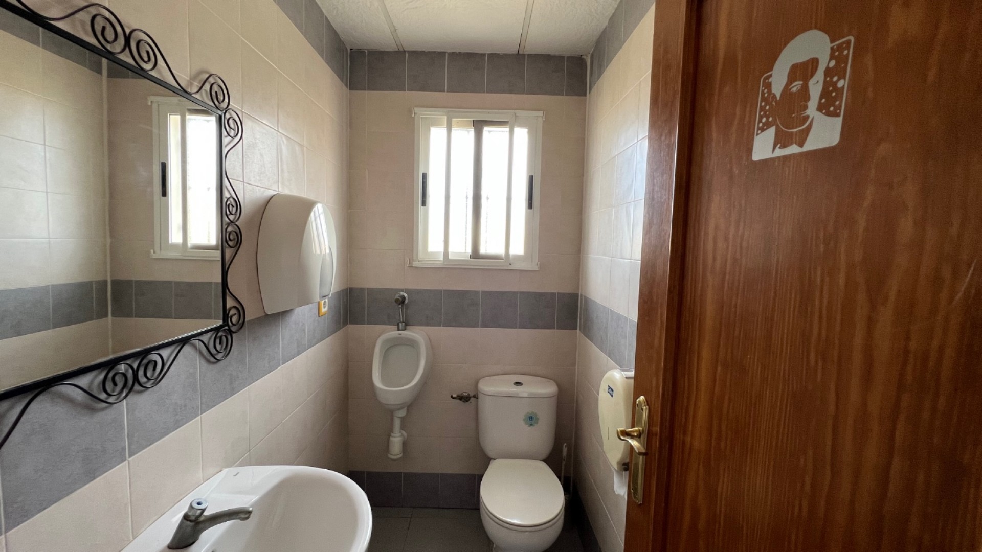 Revente - Commercial -
Macisvenda