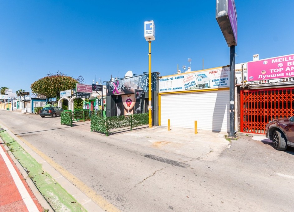 Revente - Commercial -
Orihuela Costa - La Regia