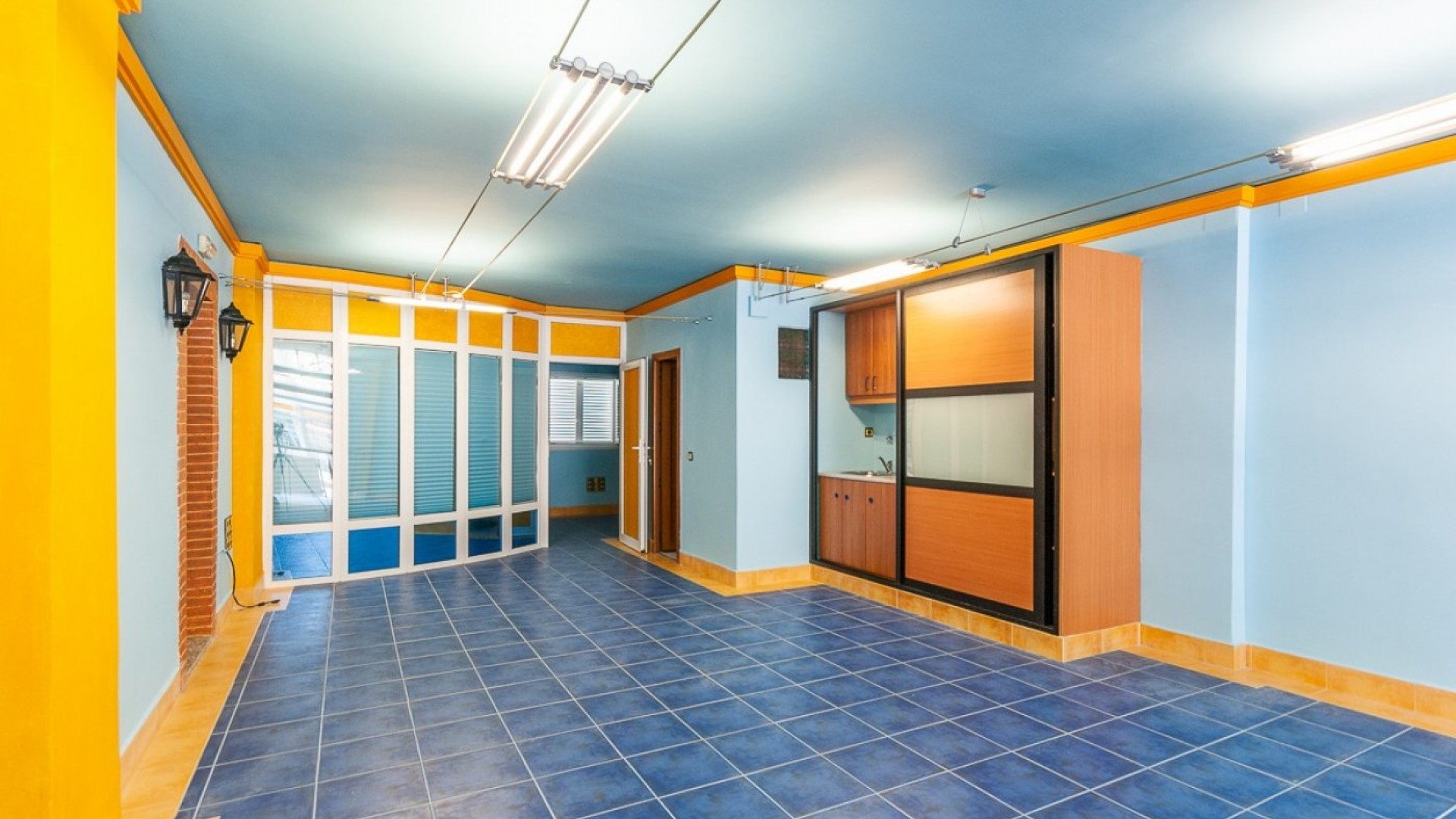 Revente - Commercial -
Orihuela Costa - La Regia