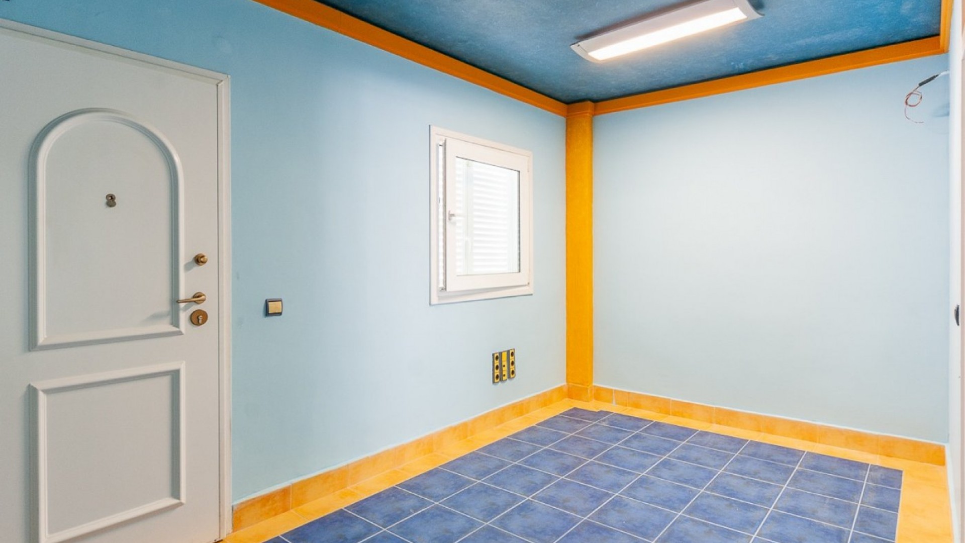 Revente - Commercial -
Orihuela Costa - La Regia