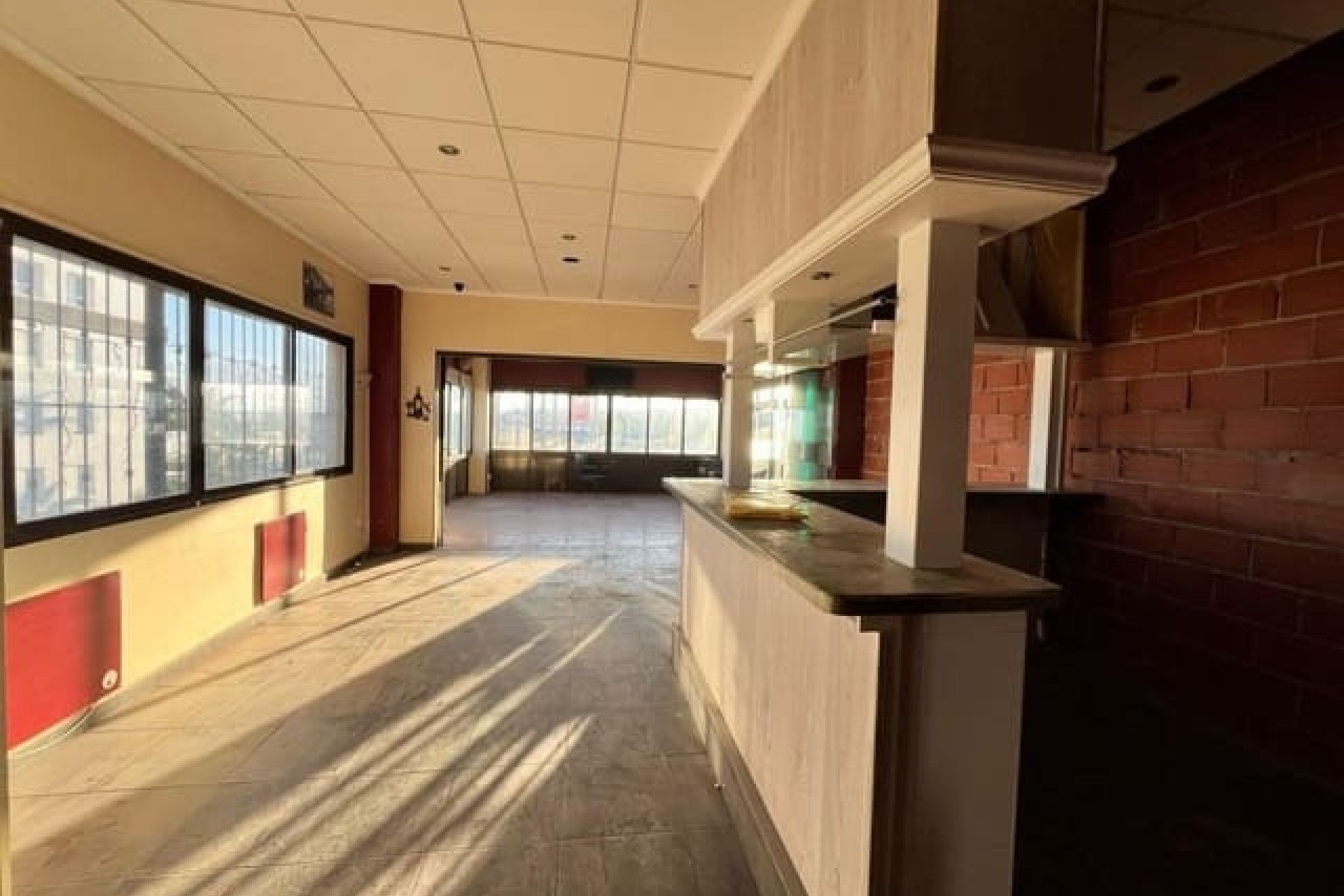 Revente - Commercial -
Orihuela Costa