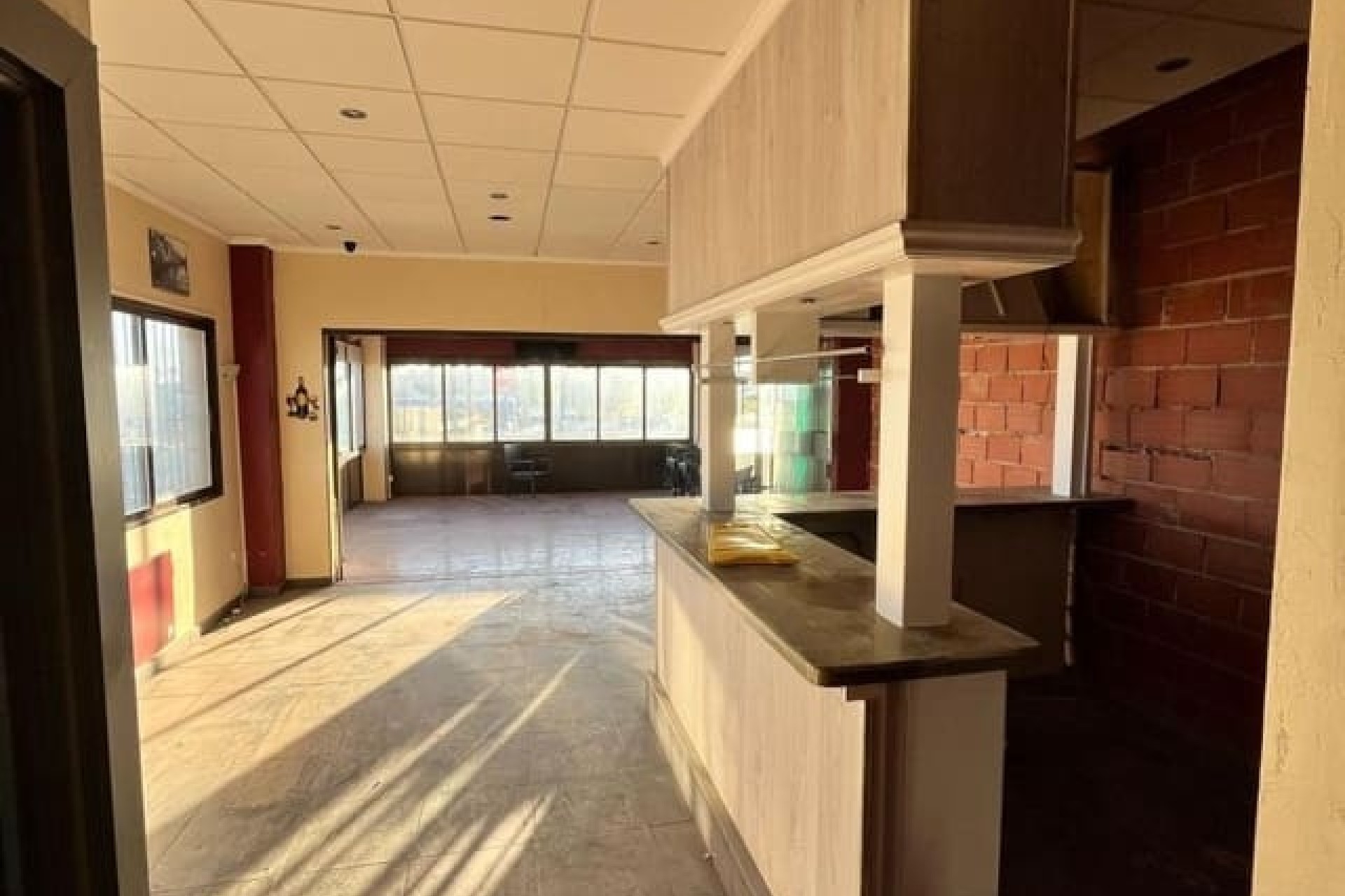 Revente - Commercial -
Orihuela Costa