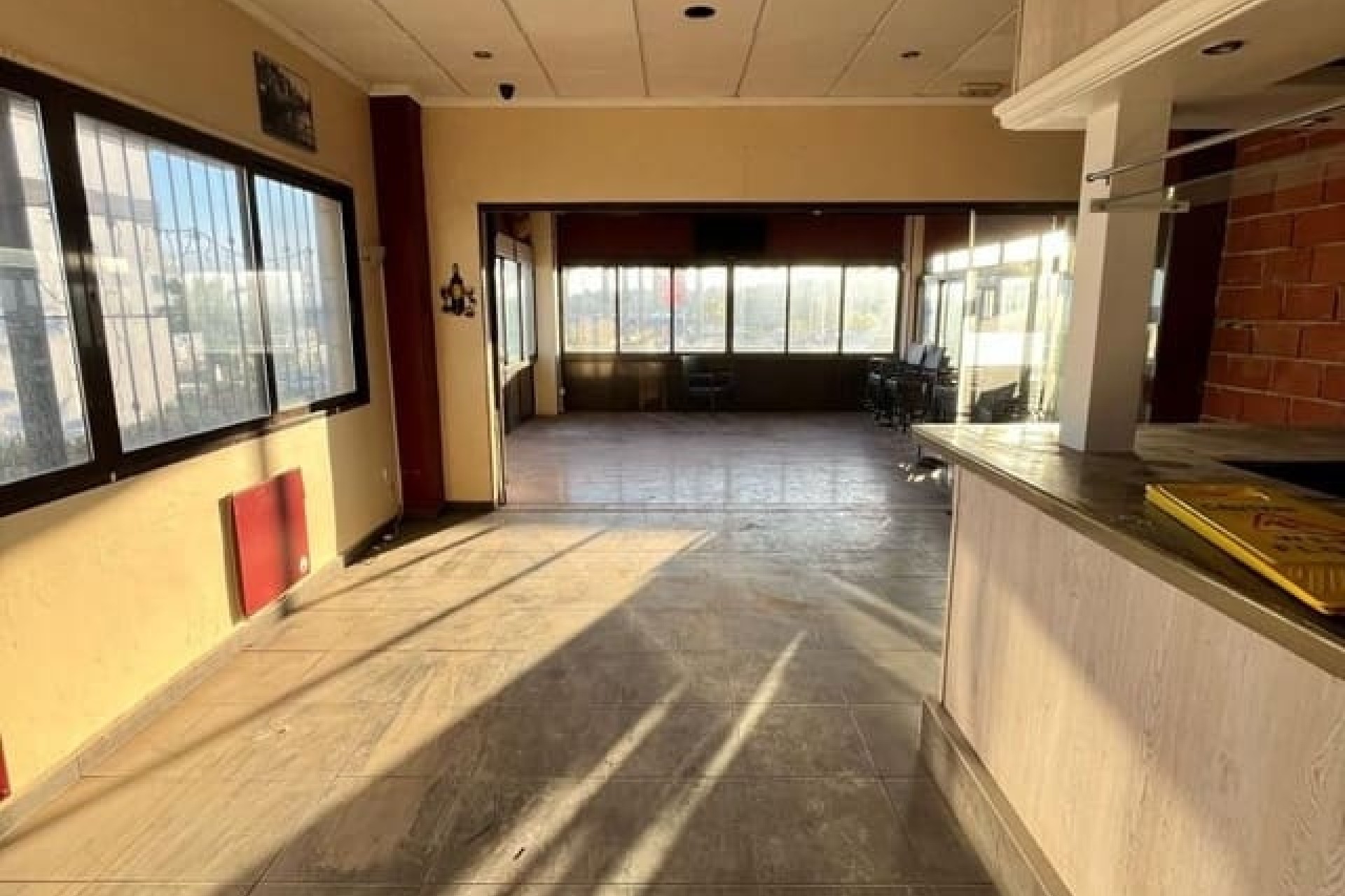 Revente - Commercial -
Orihuela Costa