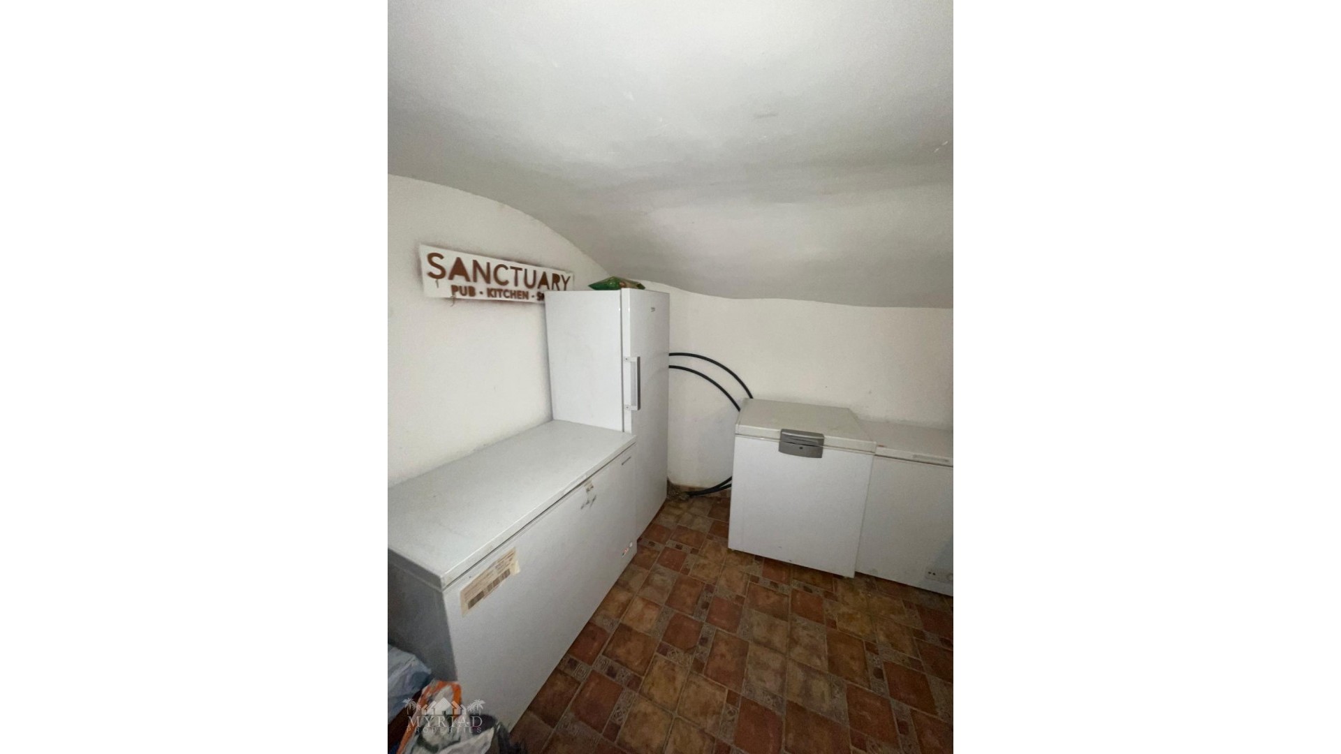 Revente - Commercial -
Pinoso - Pinoso Alicante