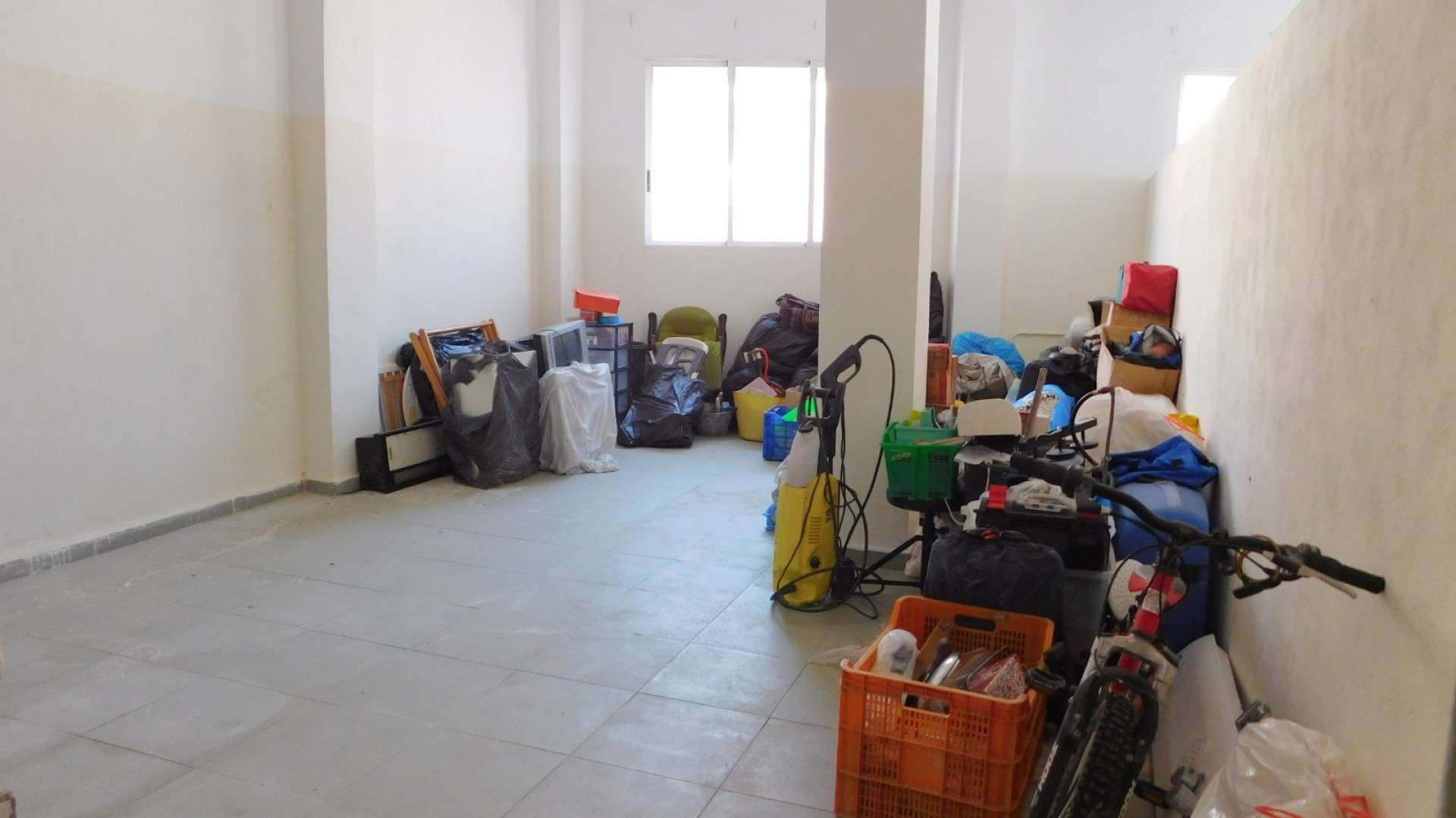 Revente - Commercial -
San Miguel de Salinas