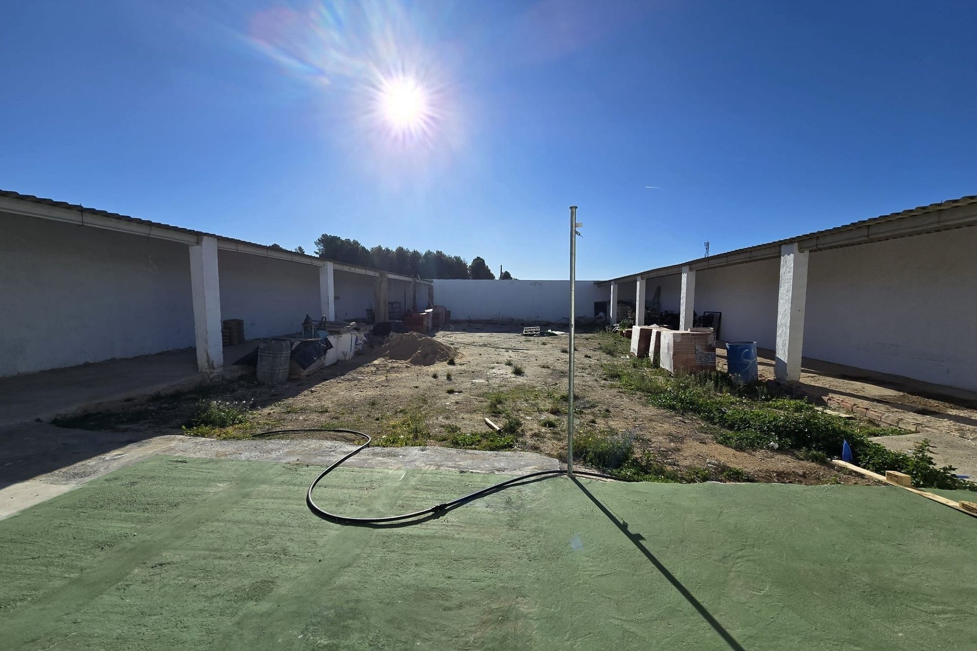 Revente - Commercial -
SAX