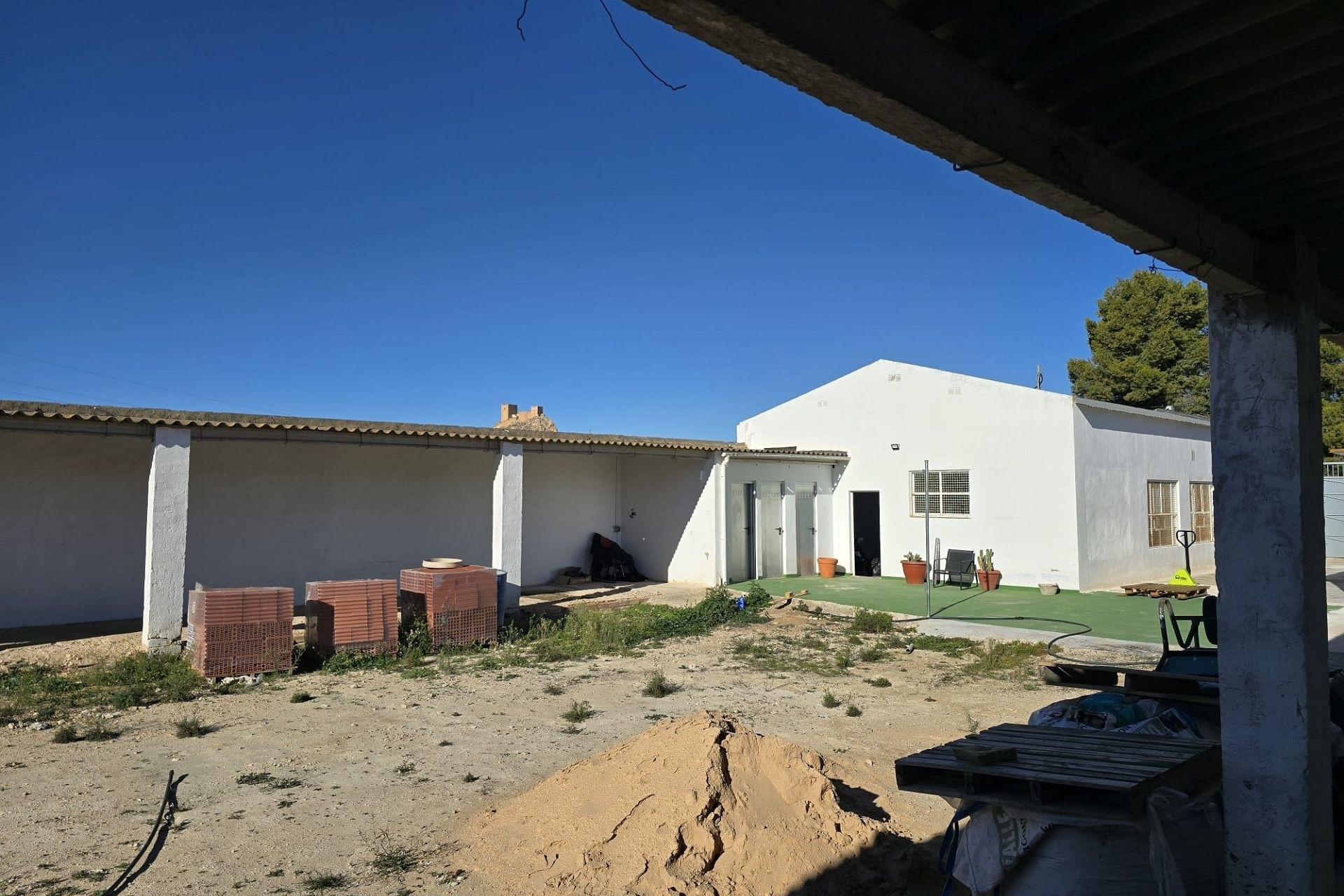 Revente - Commercial -
SAX