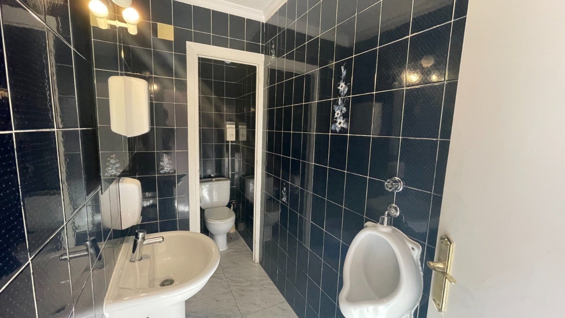 Revente - Commercial -
Torrevieia - Comunidad Valenciana