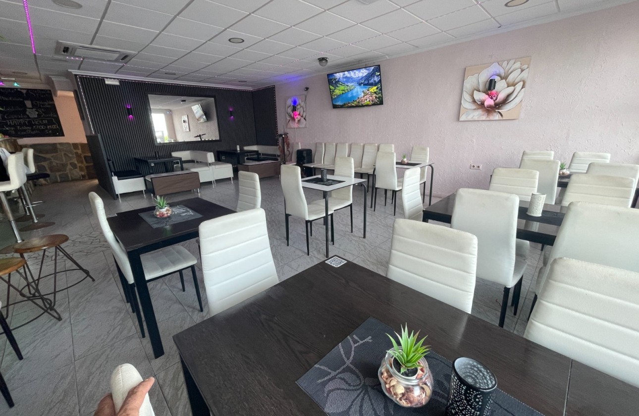 Revente - Commercial -
Torrevieia - Comunidad Valenciana